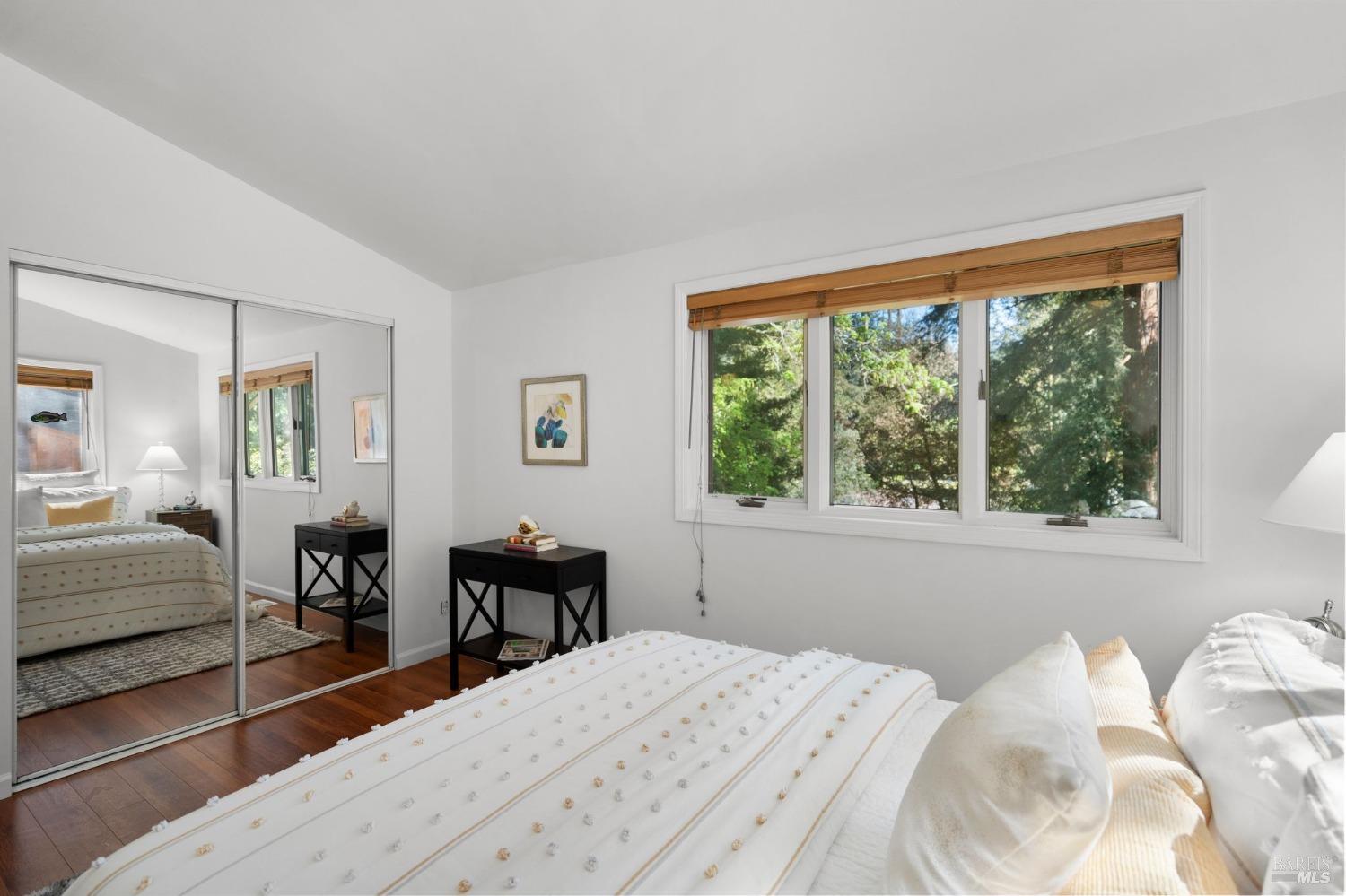 Detail Gallery Image 12 of 24 For 31 Aztec Ave, Forest Knolls,  CA 94933 - 2 Beds | 1 Baths