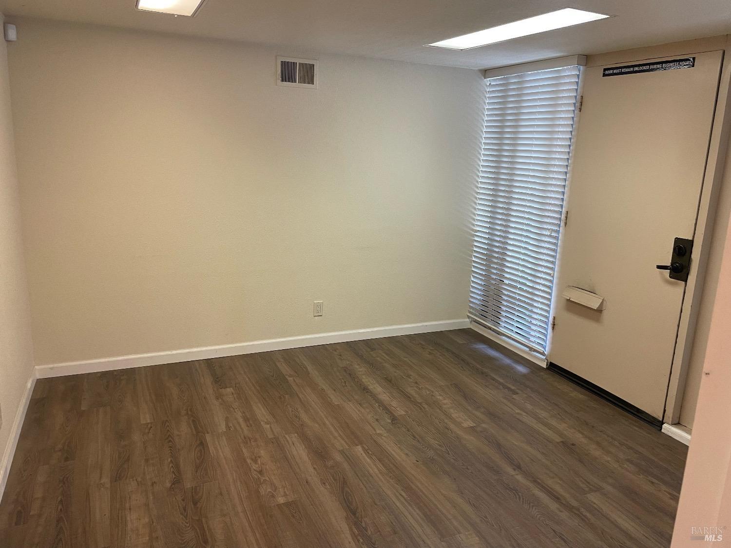 Detail Gallery Image 9 of 23 For 1300 Tennessee St, Vallejo,  CA 94590 - – Beds | – Baths