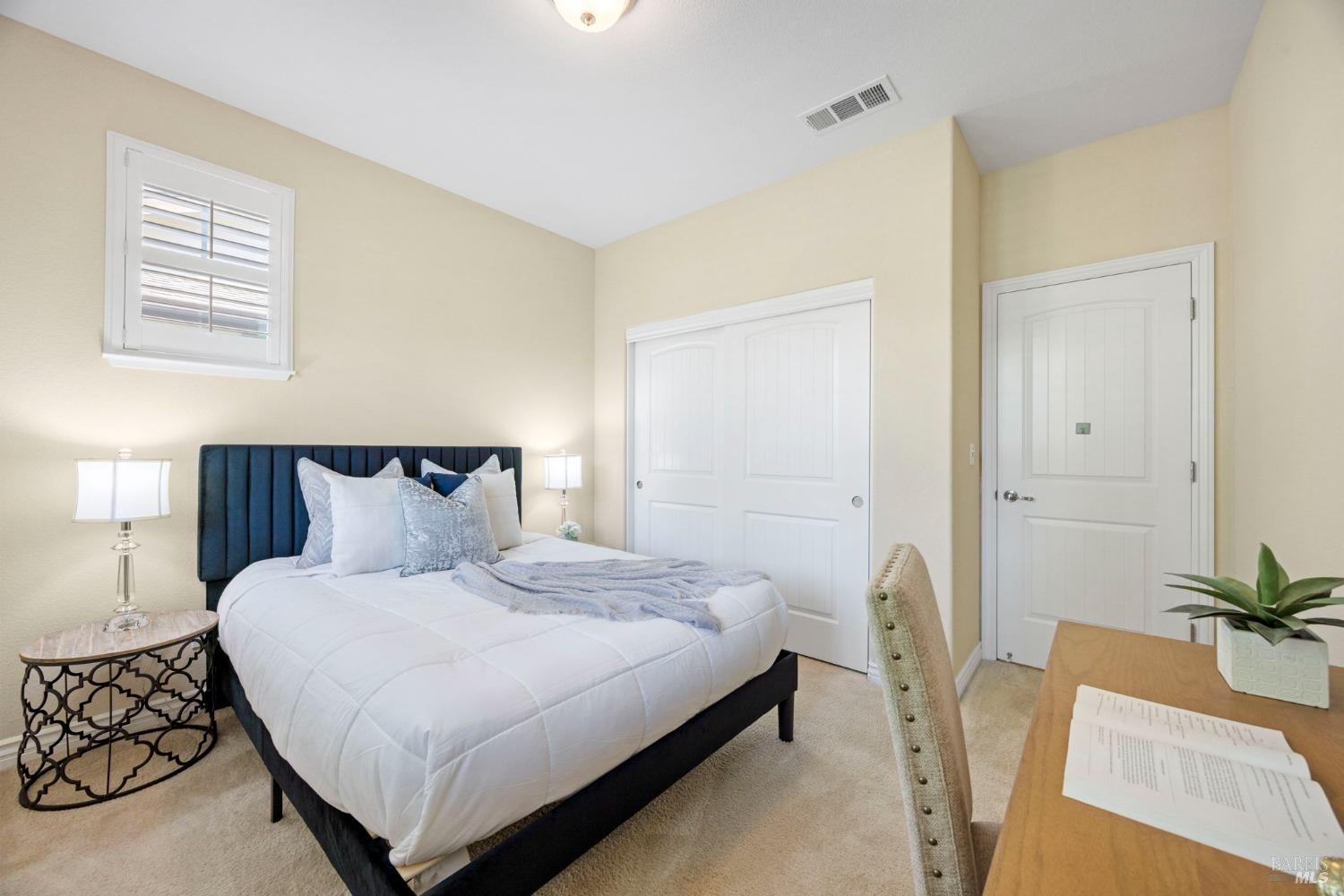 Detail Gallery Image 31 of 73 For 34 Canyon Green Loop, Novato,  CA 94947 - 4 Beds | 3 Baths