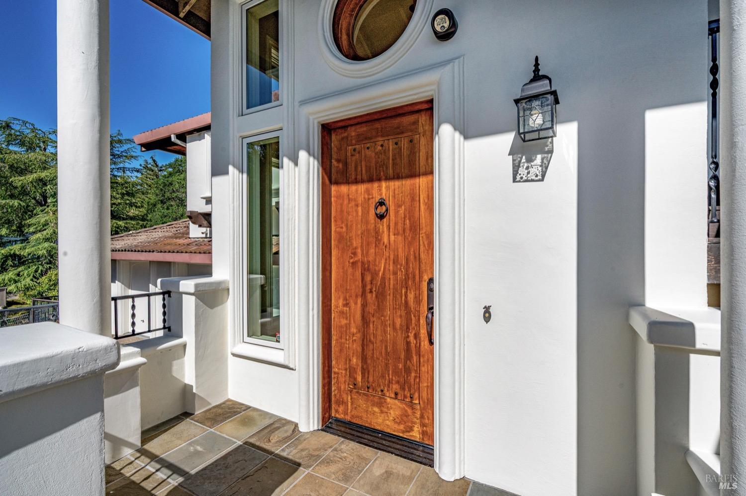 Detail Gallery Image 6 of 67 For 14 Maui Way, Napa,  CA 94558 - 4 Beds | 3 Baths