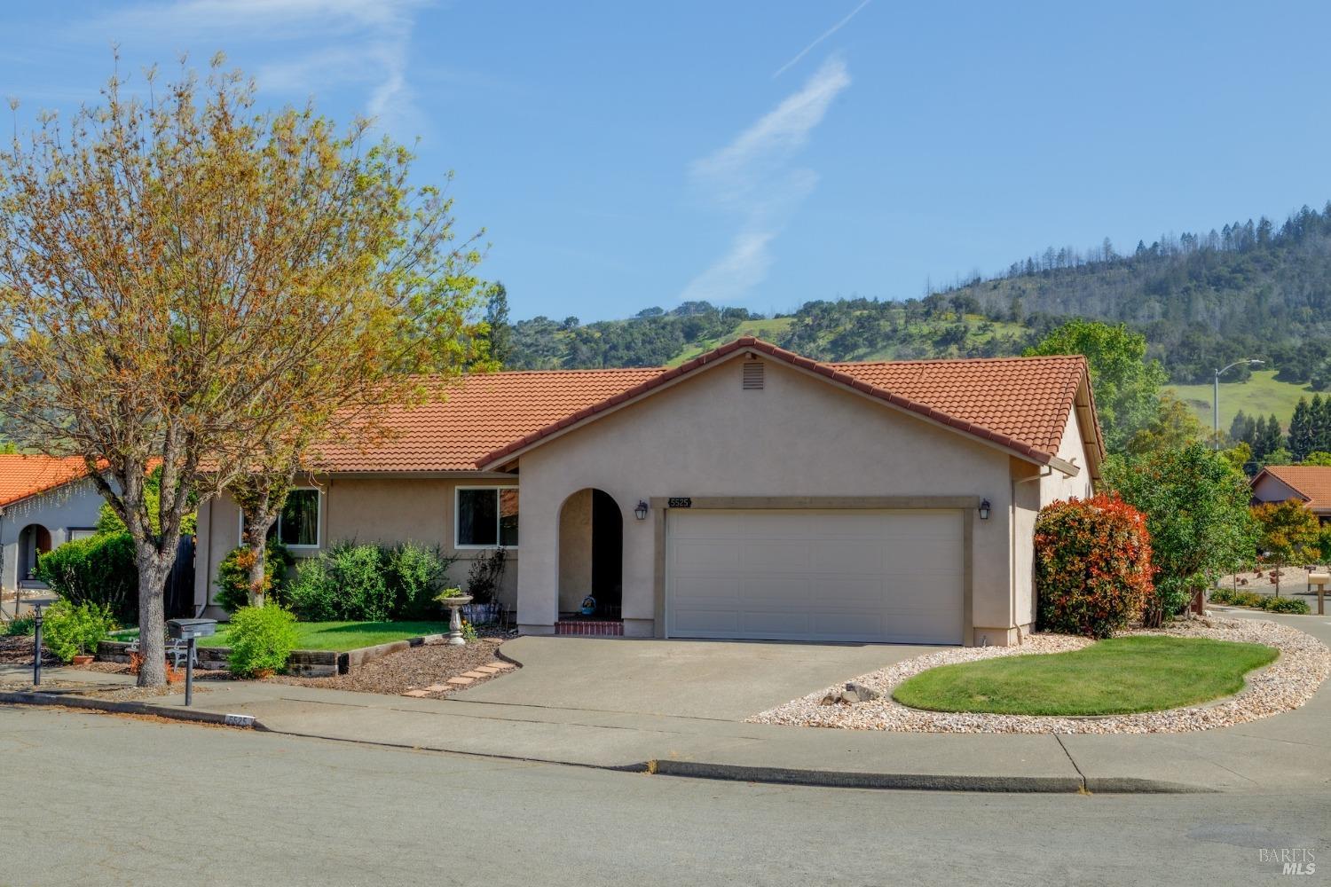 Detail Gallery Image 1 of 1 For 5525 Marit Ct, Santa Rosa,  CA 95409 - 3 Beds | 2 Baths