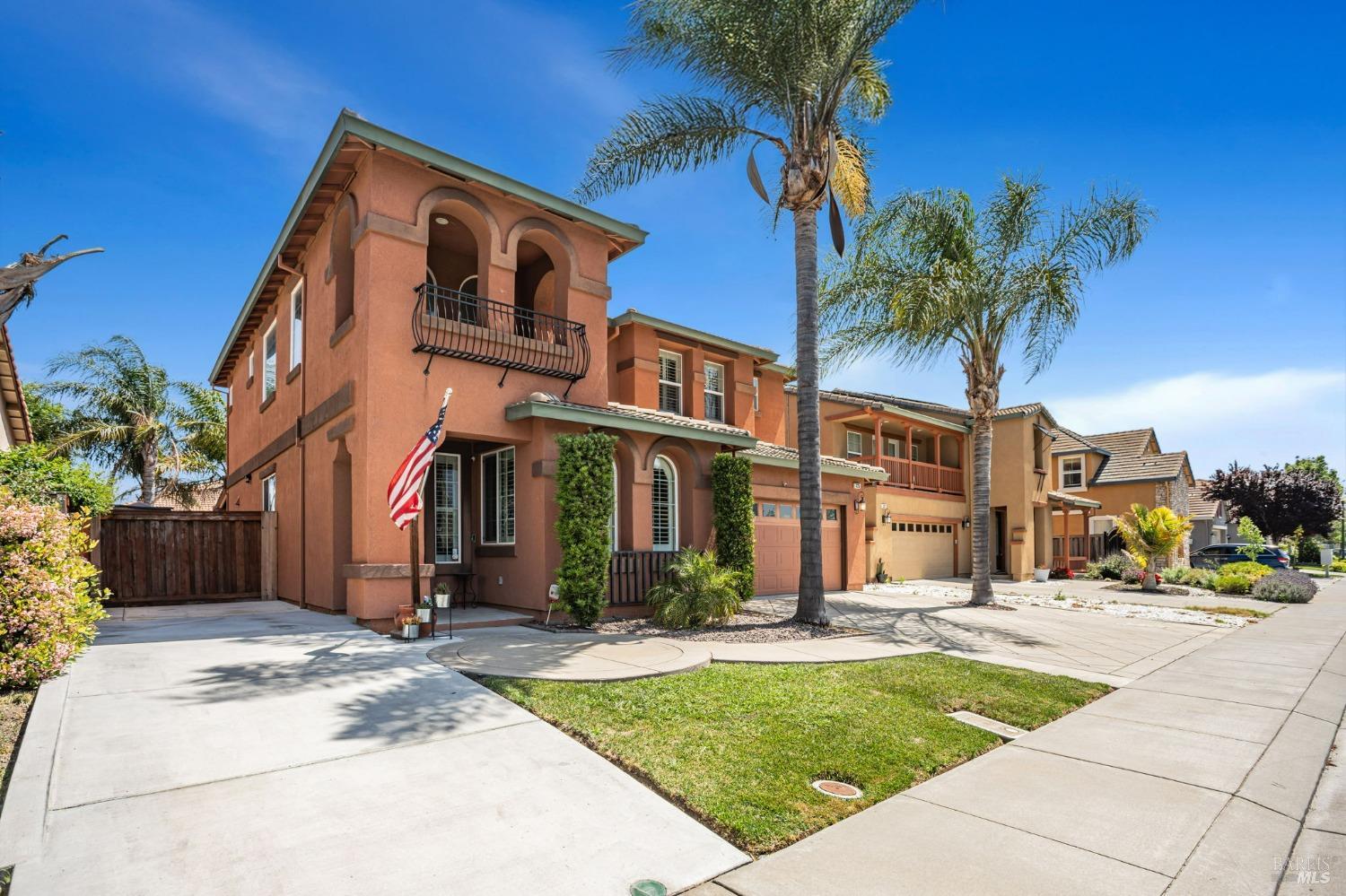Detail Gallery Image 3 of 46 For 325 Turnbridge St, Vacaville,  CA 95687 - 3 Beds | 2/1 Baths
