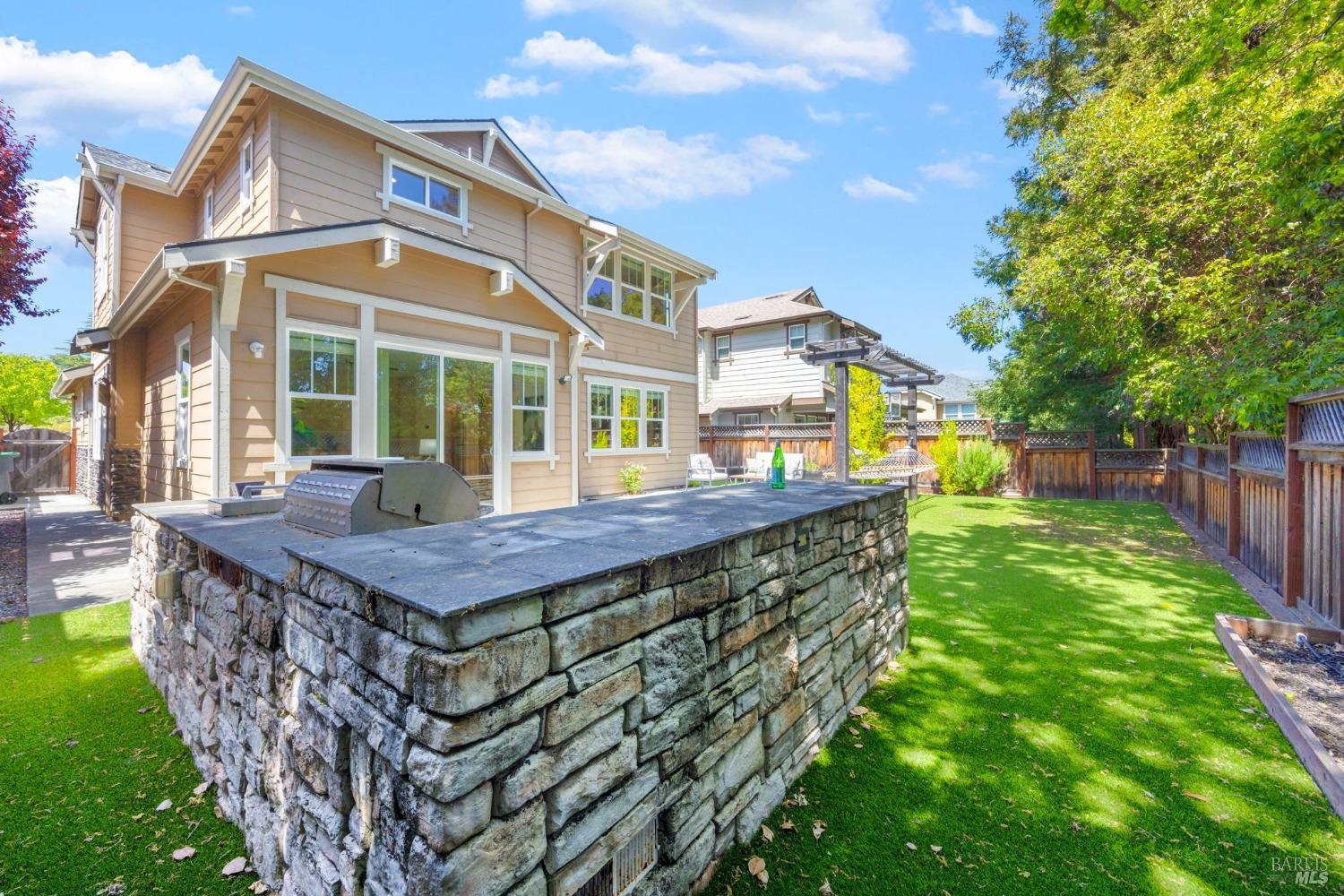 Detail Gallery Image 62 of 73 For 34 Canyon Green Loop, Novato,  CA 94947 - 4 Beds | 3 Baths