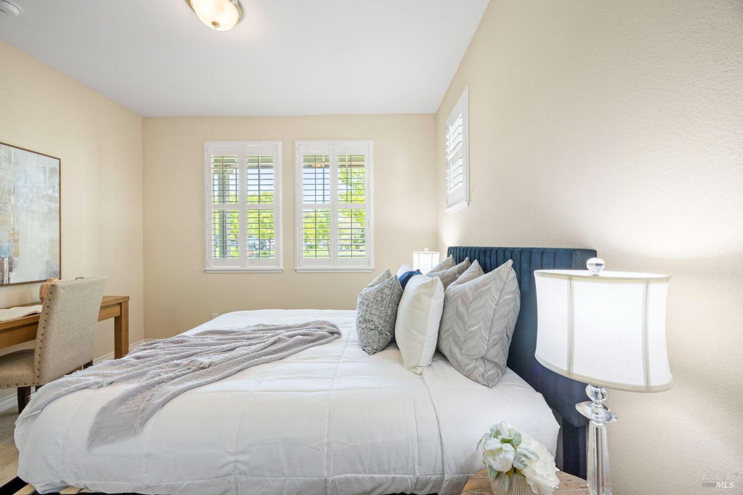 Detail Gallery Image 30 of 73 For 34 Canyon Green Loop, Novato,  CA 94947 - 4 Beds | 3 Baths