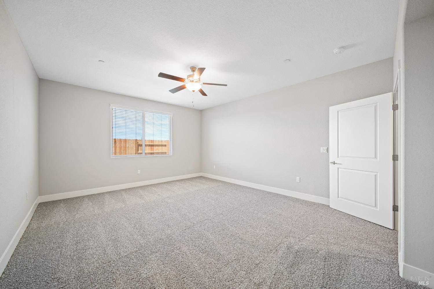 Detail Gallery Image 16 of 21 For 2194 Rustic Oak Ln, Rio Vista,  CA 94571 - 2 Beds | 2 Baths