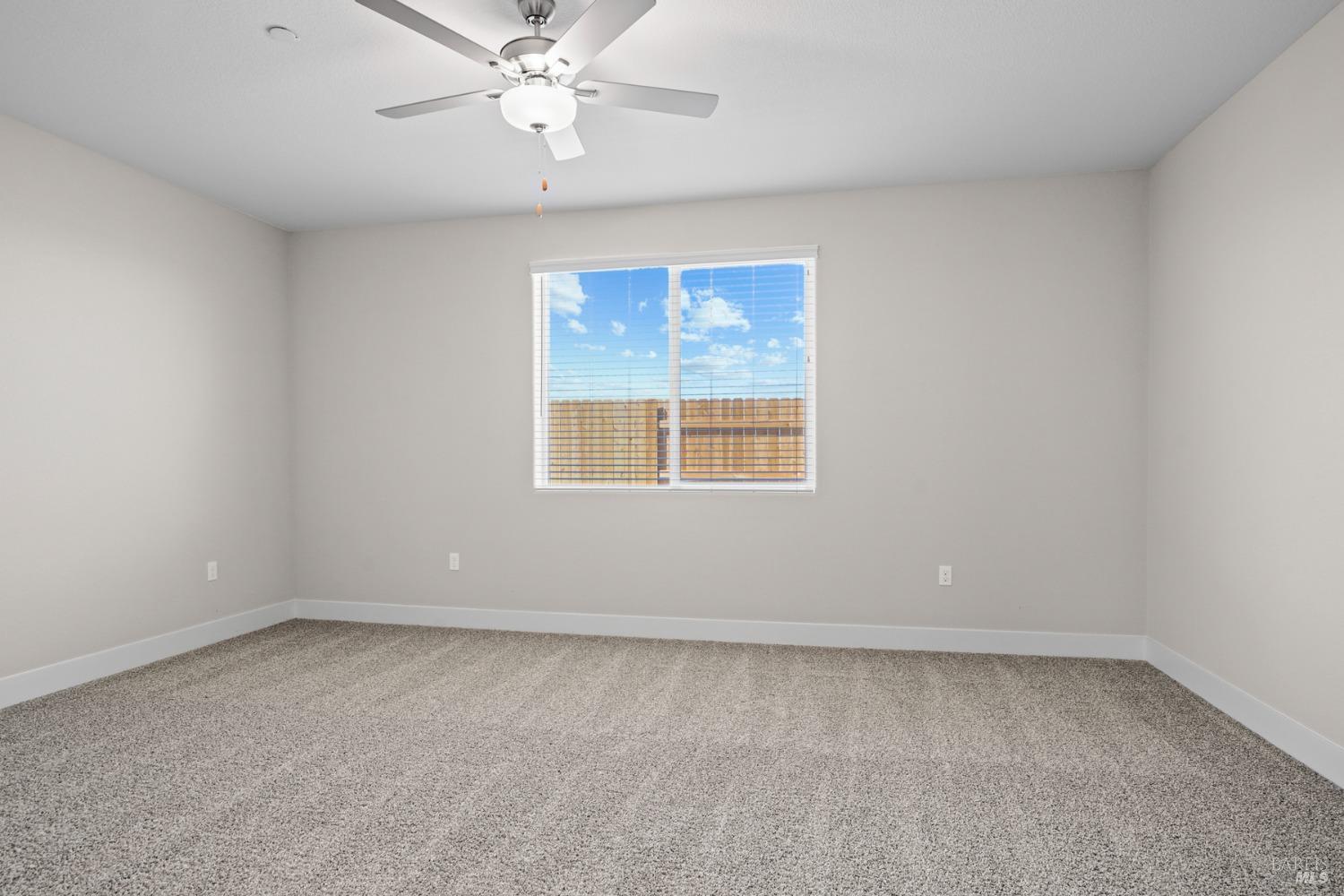 Detail Gallery Image 15 of 23 For 2210 Rustic Oak Ln, Rio Vista,  CA 94571 - 3 Beds | 3 Baths
