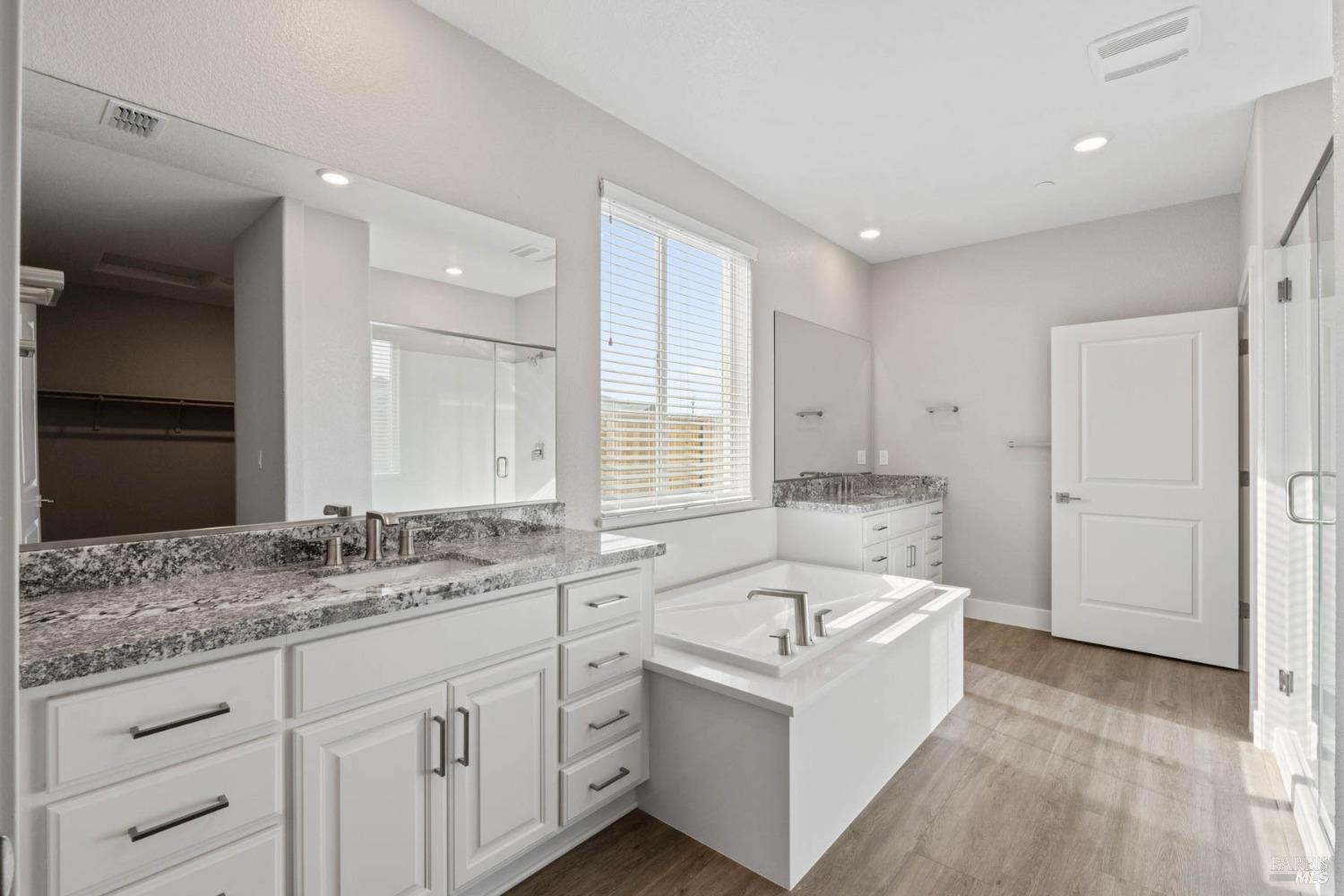 Detail Gallery Image 17 of 23 For 2230 Rustic Oak Ln, Rio Vista,  CA 94571 - 3 Beds | 2 Baths