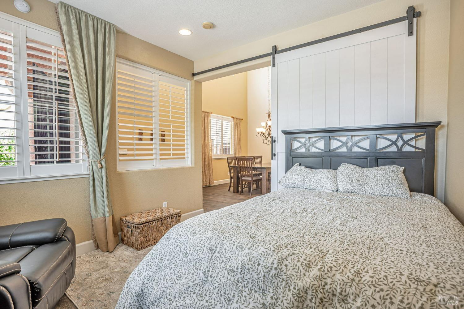 Detail Gallery Image 9 of 46 For 325 Turnbridge St, Vacaville,  CA 95687 - 3 Beds | 2/1 Baths