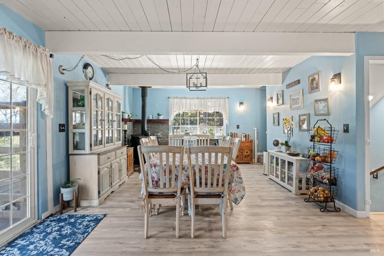 Detail Gallery Image 19 of 24 For 2006 Lupine Dr, Willits,  CA 95490 - 3 Beds | 1/1 Baths