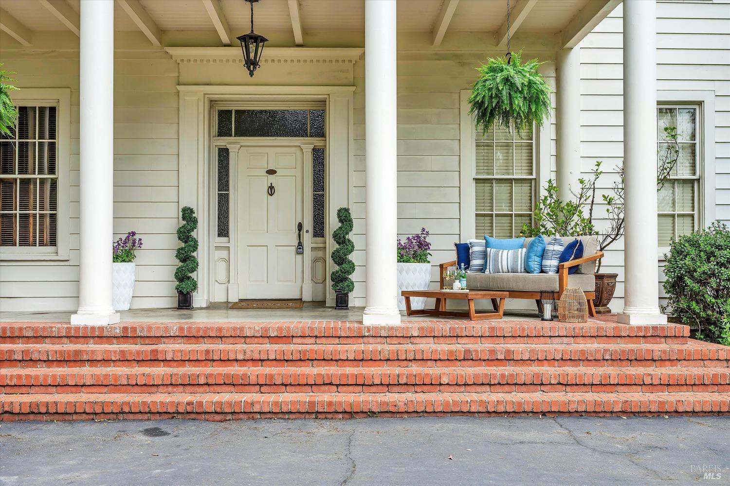 Detail Gallery Image 8 of 93 For 5000 Carroll Rd, Petaluma,  CA 94952 - 6 Beds | 5 Baths