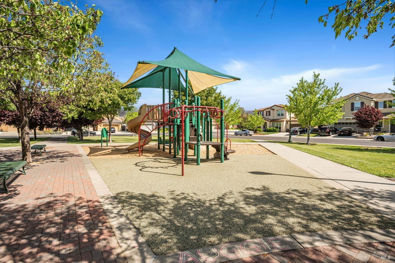 Detail Gallery Image 44 of 46 For 325 Turnbridge St, Vacaville,  CA 95687 - 3 Beds | 2/1 Baths