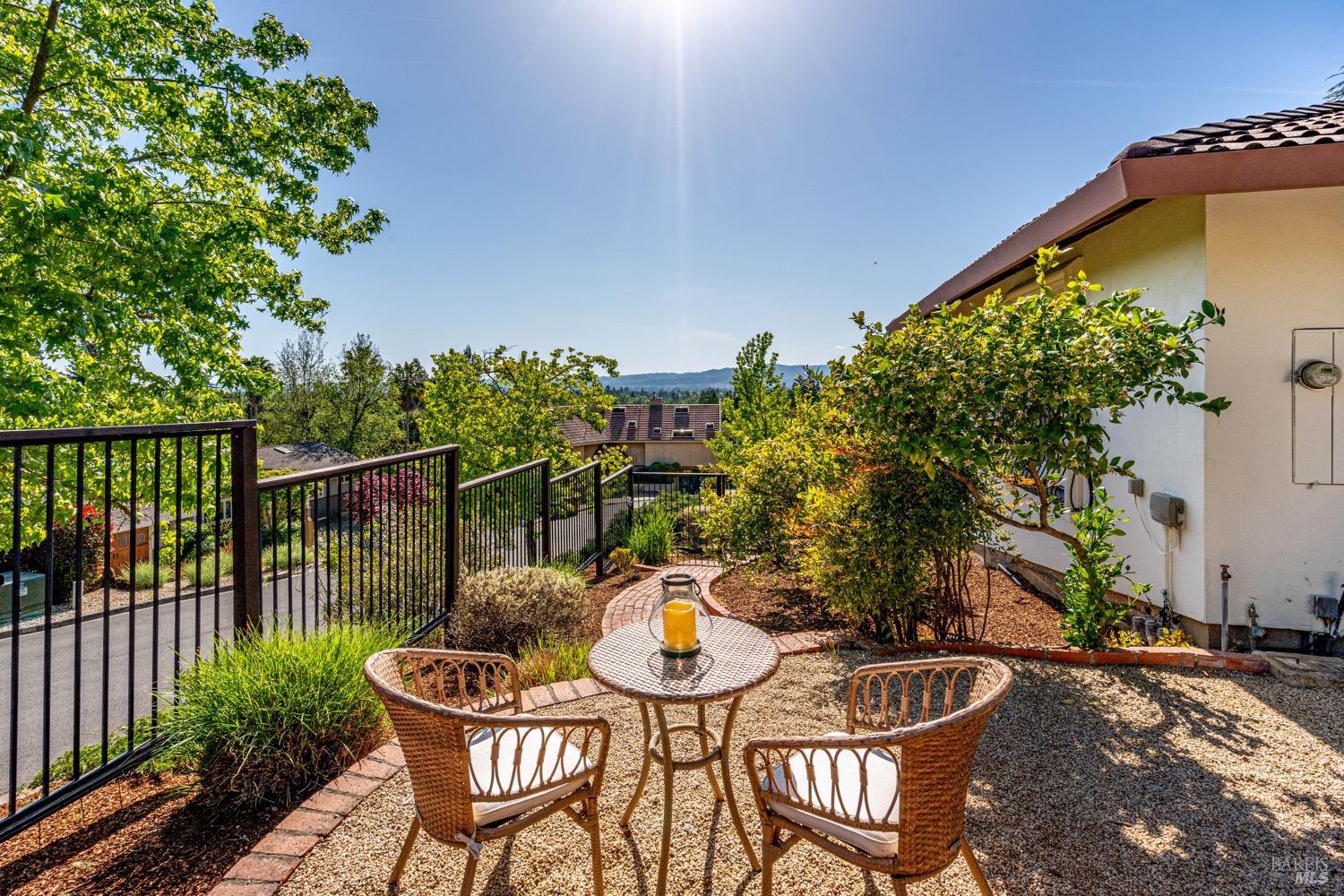 Detail Gallery Image 58 of 67 For 14 Maui Way, Napa,  CA 94558 - 4 Beds | 3 Baths