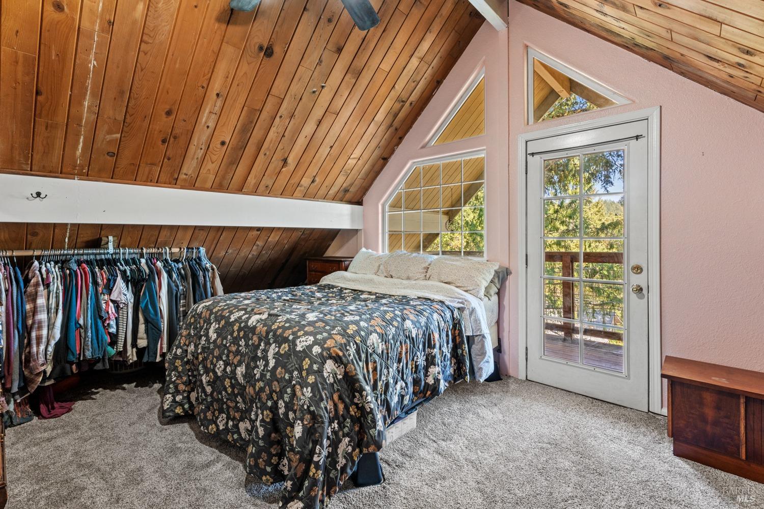 Detail Gallery Image 9 of 24 For 2006 Lupine Dr, Willits,  CA 95490 - 3 Beds | 1/1 Baths