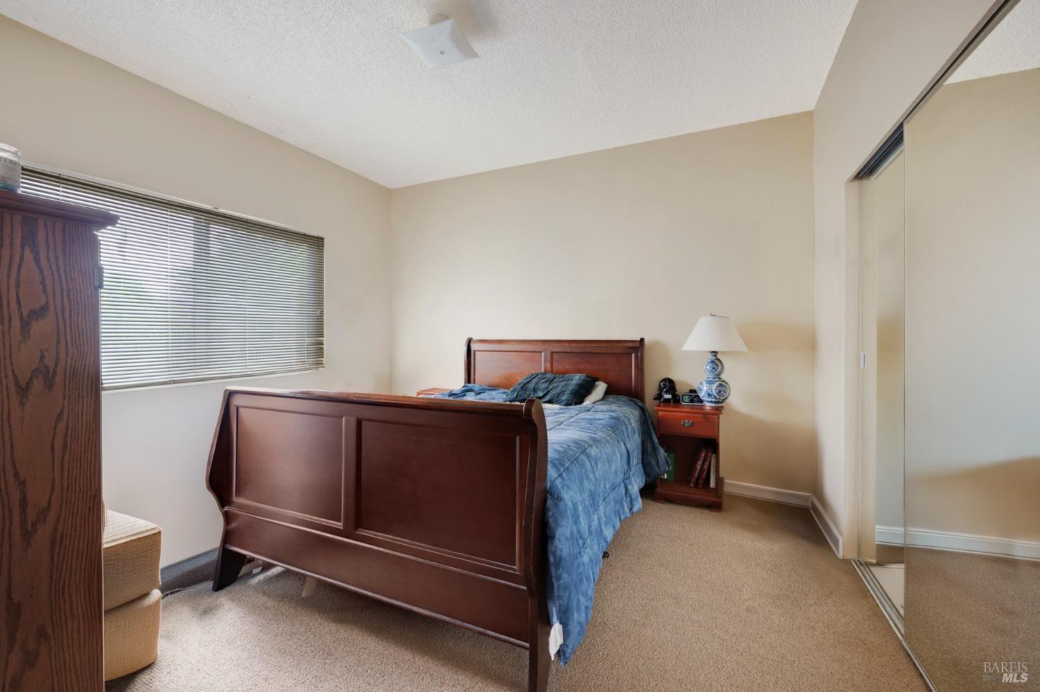 Detail Gallery Image 5 of 40 For 215 Iowa St, Santa Rosa,  CA 95401 - – Beds | – Baths