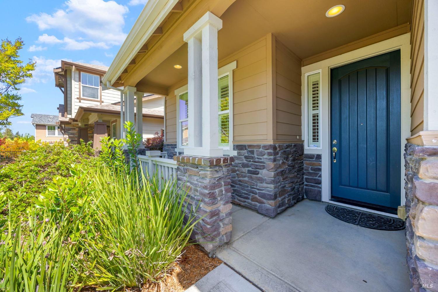 Detail Gallery Image 5 of 73 For 34 Canyon Green Loop, Novato,  CA 94947 - 4 Beds | 3 Baths