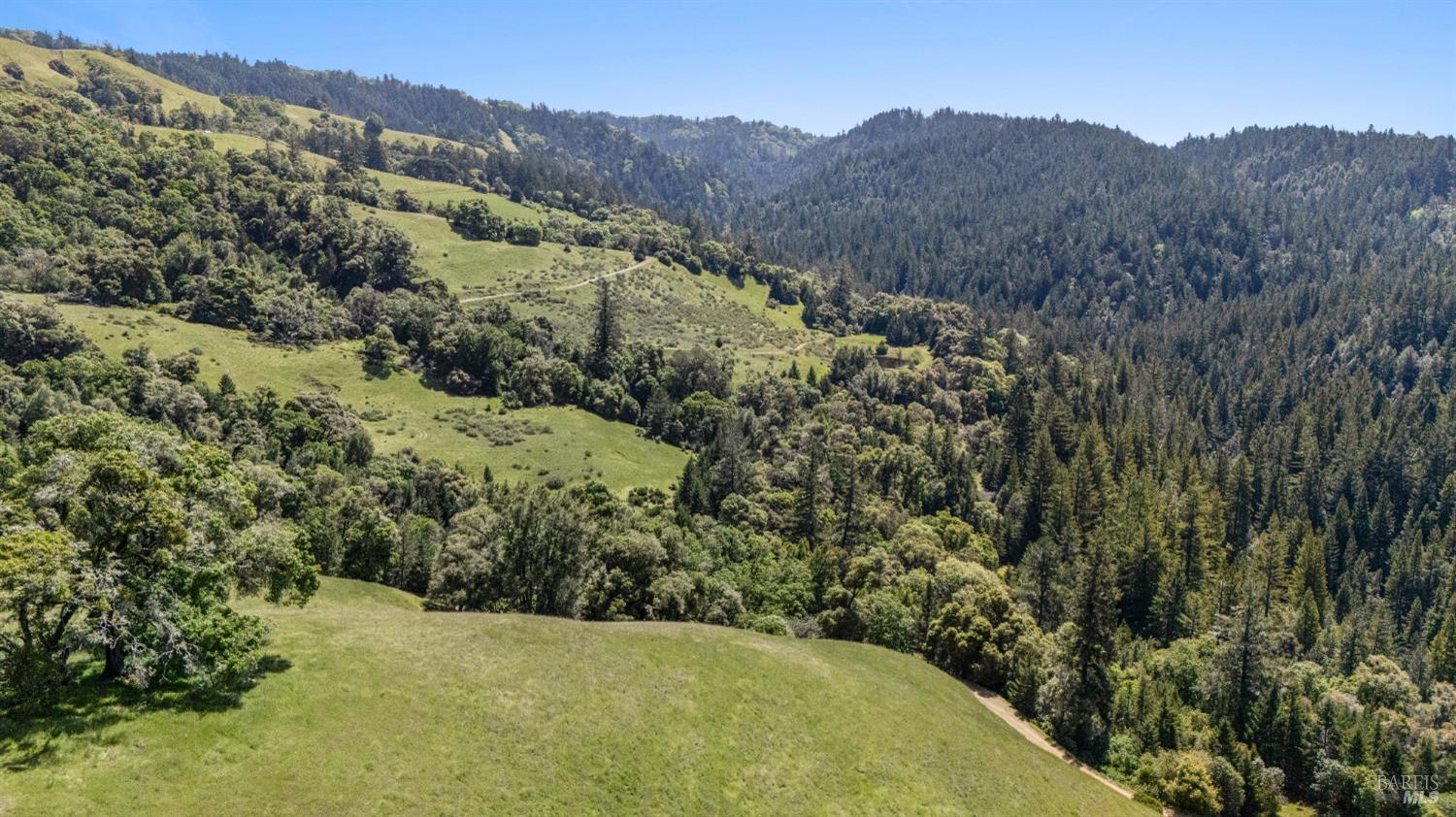 Detail Gallery Image 24 of 43 For 9655 Peachland Rd, Boonville,  CA 95415 - 4 Beds | 4 Baths