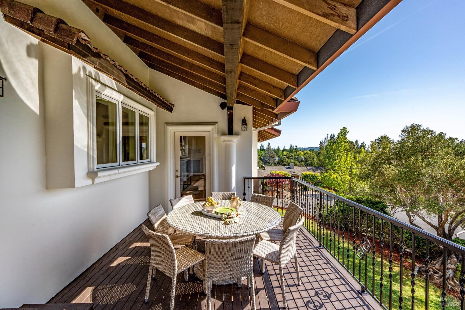 Detail Gallery Image 31 of 67 For 14 Maui Way, Napa,  CA 94558 - 4 Beds | 3 Baths