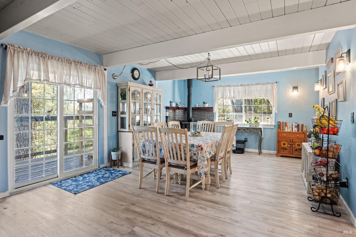 Detail Gallery Image 20 of 24 For 2006 Lupine Dr, Willits,  CA 95490 - 3 Beds | 1/1 Baths
