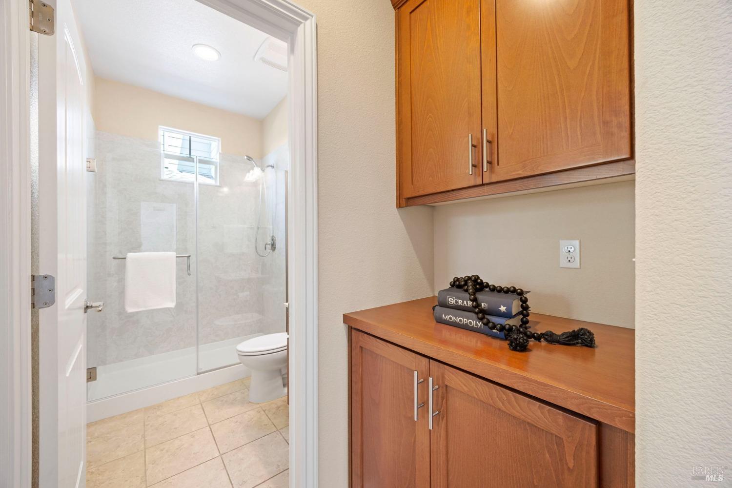 Detail Gallery Image 28 of 73 For 34 Canyon Green Loop, Novato,  CA 94947 - 4 Beds | 3 Baths