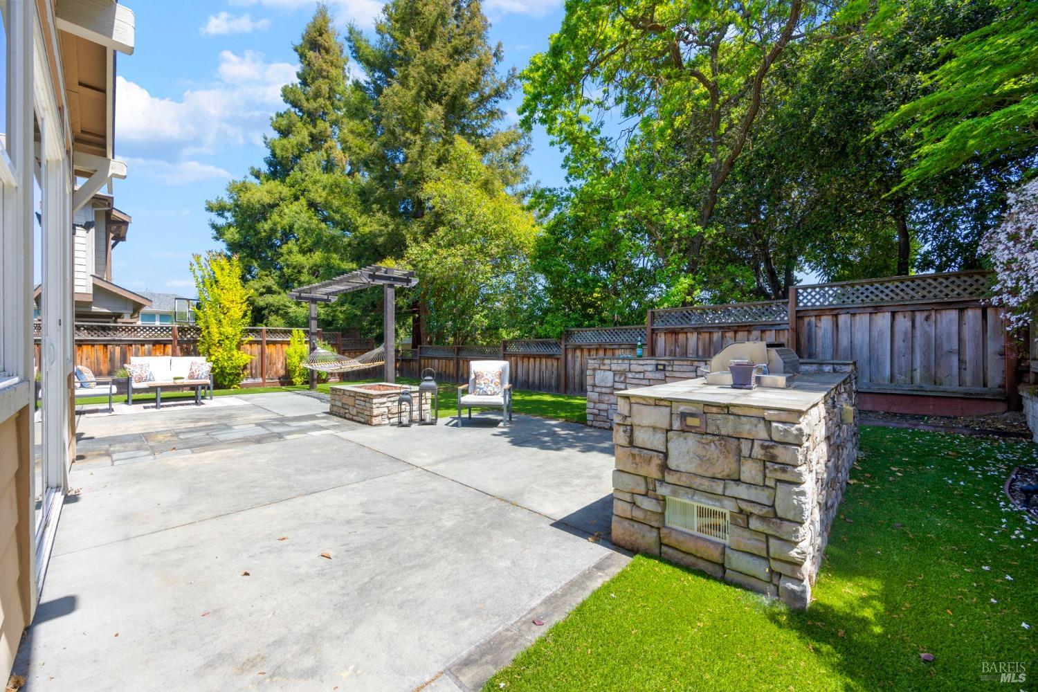 Detail Gallery Image 59 of 73 For 34 Canyon Green Loop, Novato,  CA 94947 - 4 Beds | 3 Baths