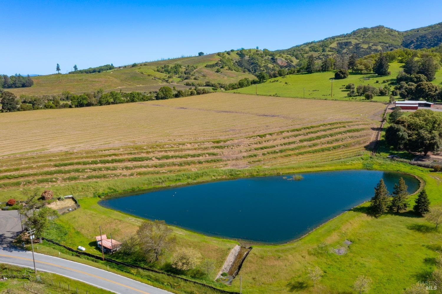 Detail Gallery Image 47 of 53 For 6201 Old River Rd, Ukiah,  CA 95482 - 4 Beds | 2 Baths
