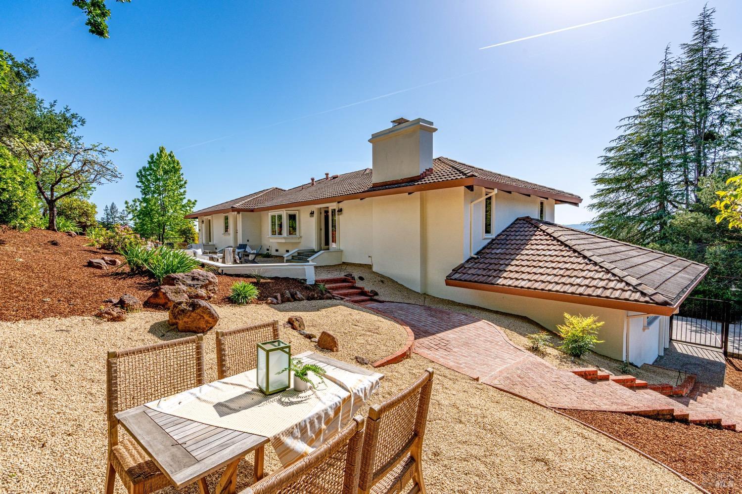 Detail Gallery Image 53 of 67 For 14 Maui Way, Napa,  CA 94558 - 4 Beds | 3 Baths
