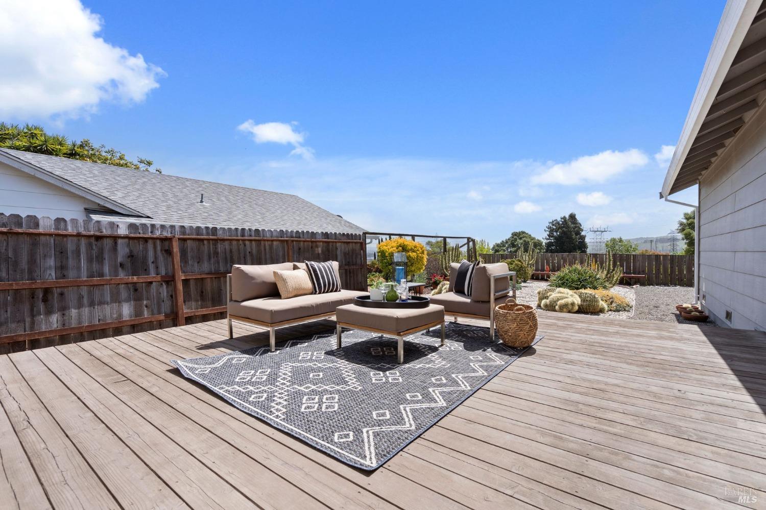 Detail Gallery Image 28 of 33 For 113 Pirates Cv, Vallejo,  CA 94591 - 3 Beds | 2 Baths