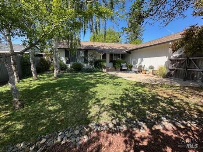 Brookhaven Court, Sebastopol, California image 2