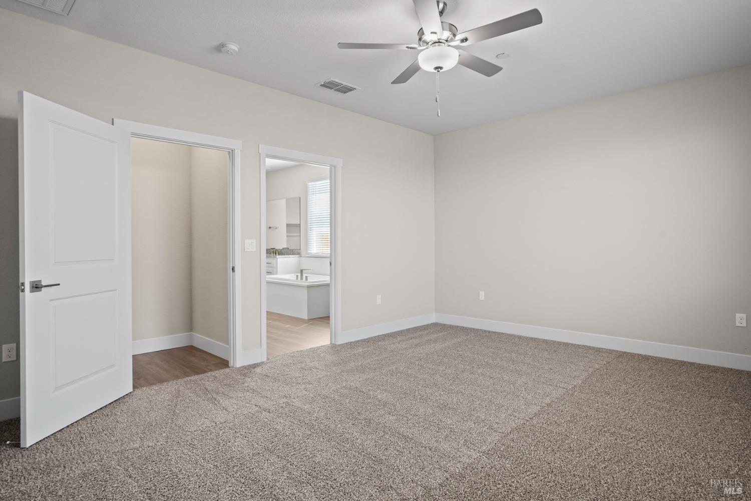 Detail Gallery Image 16 of 23 For 2240 Rustic Oak Ln, Rio Vista,  CA 94571 - 3 Beds | 3 Baths