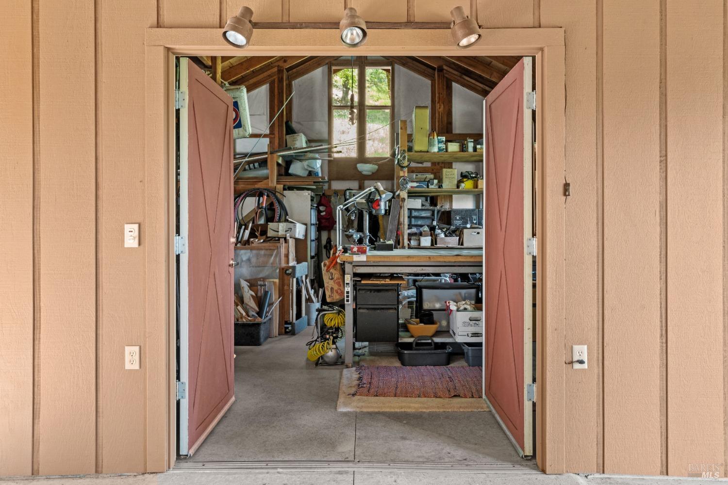 Detail Gallery Image 43 of 56 For 3400 Mcnab Ranch Rd, Ukiah,  CA 95482 - 3 Beds | 2 Baths
