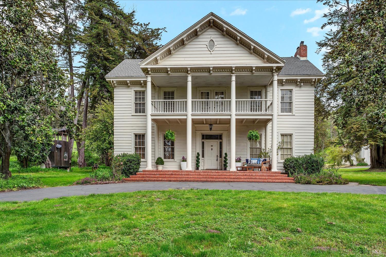 Detail Gallery Image 7 of 93 For 5000 Carroll Rd, Petaluma,  CA 94952 - 6 Beds | 5 Baths
