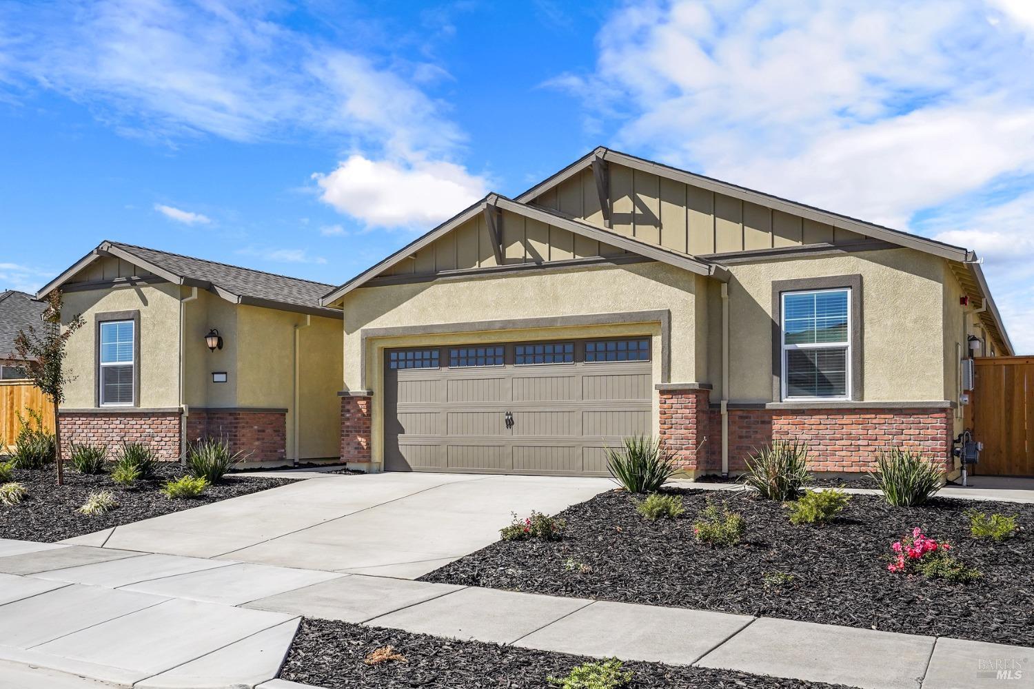 Detail Gallery Image 2 of 23 For 2210 Rustic Oak Ln, Rio Vista,  CA 94571 - 3 Beds | 3 Baths