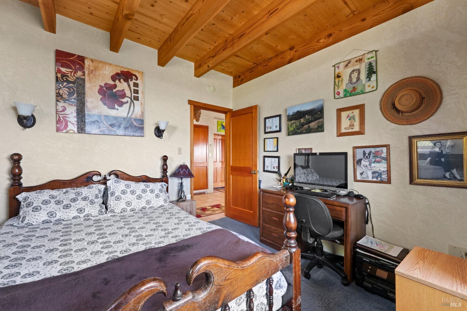 Detail Gallery Image 16 of 43 For 9655 Peachland Rd, Boonville,  CA 95415 - 4 Beds | 4 Baths
