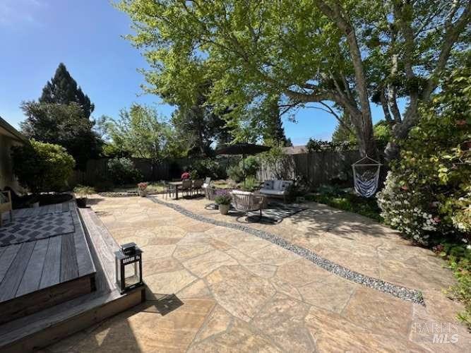 Brookhaven Court, Sebastopol, California image 19
