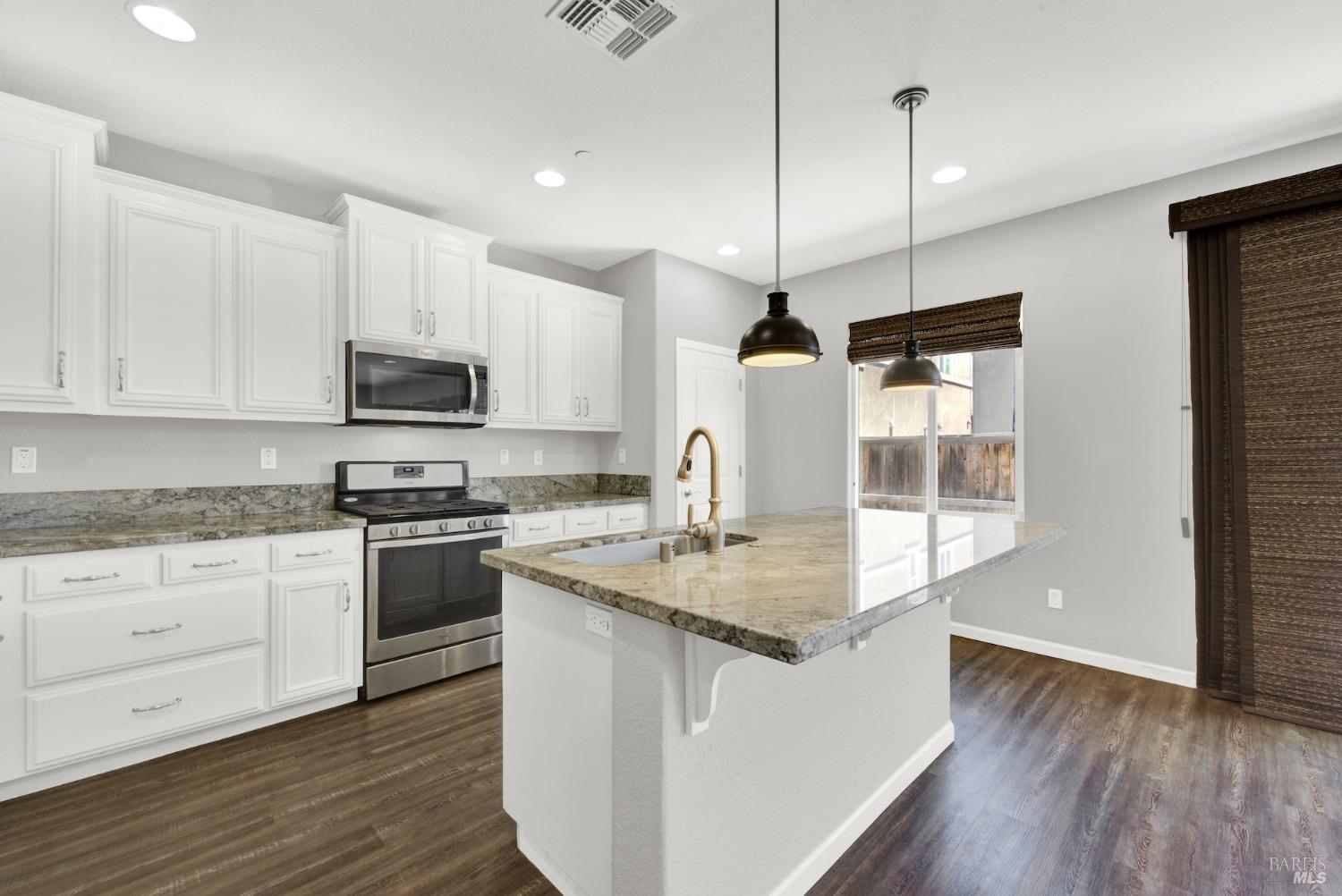 Detail Gallery Image 18 of 64 For 1265 Cornell Ct, Dixon,  CA 95620 - 3 Beds | 2/1 Baths