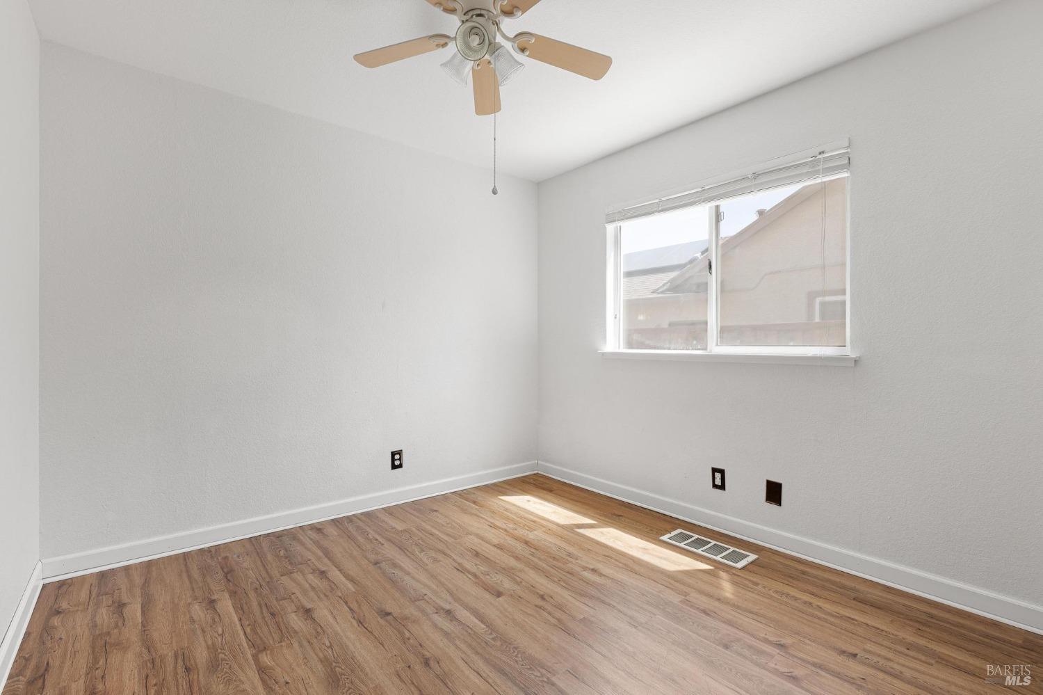 Detail Gallery Image 18 of 42 For 728 Monte Carlo Dr, Suisun City,  CA 94585 - 4 Beds | 3 Baths