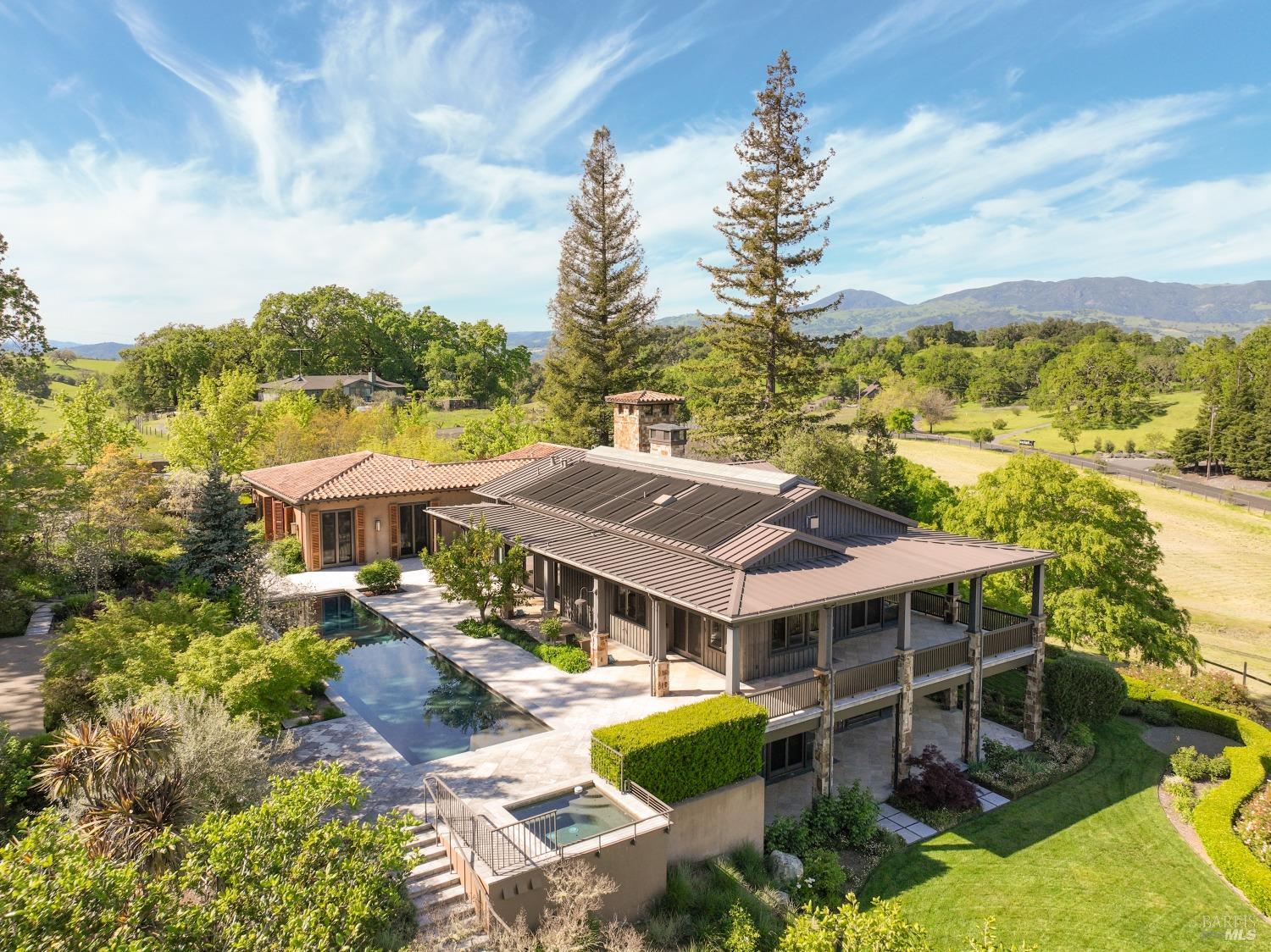 Detail Gallery Image 58 of 96 For 4030 Old Barn Rd, Healdsburg,  CA 95448 - 4 Beds | 5/1 Baths