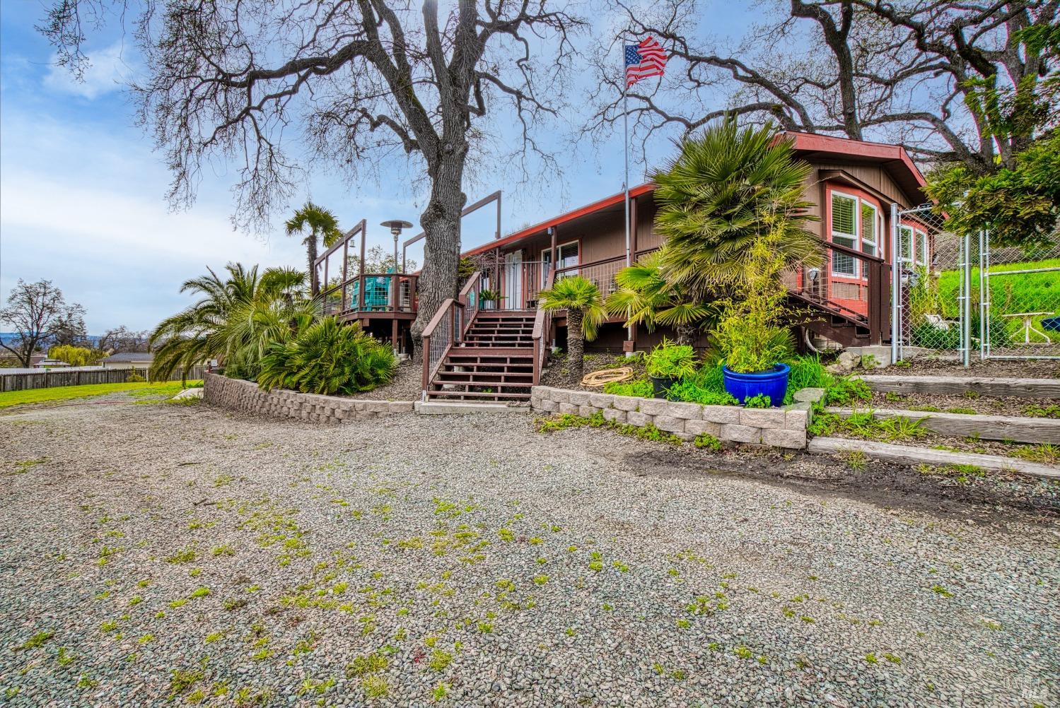 Detail Gallery Image 35 of 52 For 3699 Lakeshore Blvd, Lakeport,  CA 95453 - 3 Beds | 2 Baths