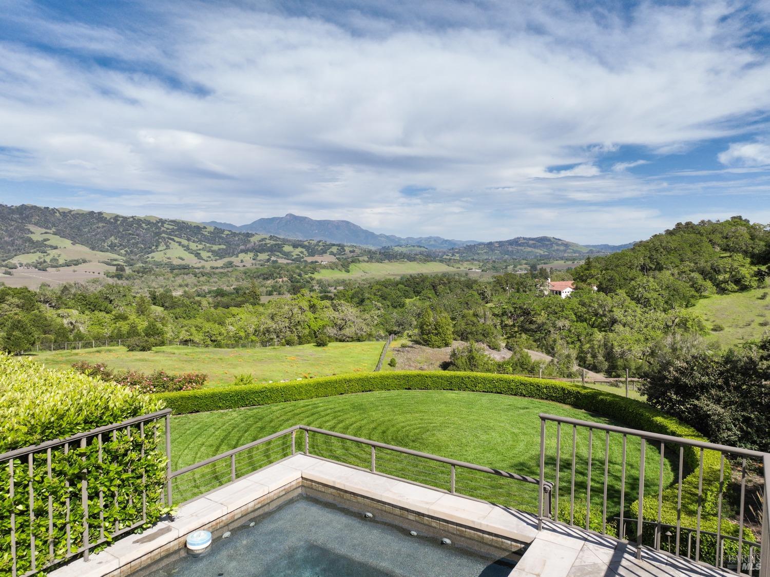 Detail Gallery Image 60 of 96 For 4030 Old Barn Rd, Healdsburg,  CA 95448 - 4 Beds | 5/1 Baths