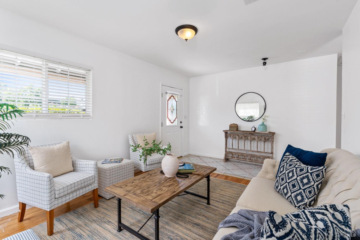 Detail Gallery Image 10 of 45 For 2208 Sacramento St, Vallejo,  CA 94590 - 4 Beds | 2 Baths
