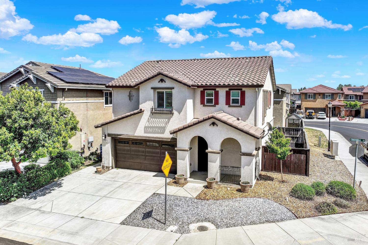 Detail Gallery Image 2 of 64 For 1265 Cornell Ct, Dixon,  CA 95620 - 3 Beds | 2/1 Baths