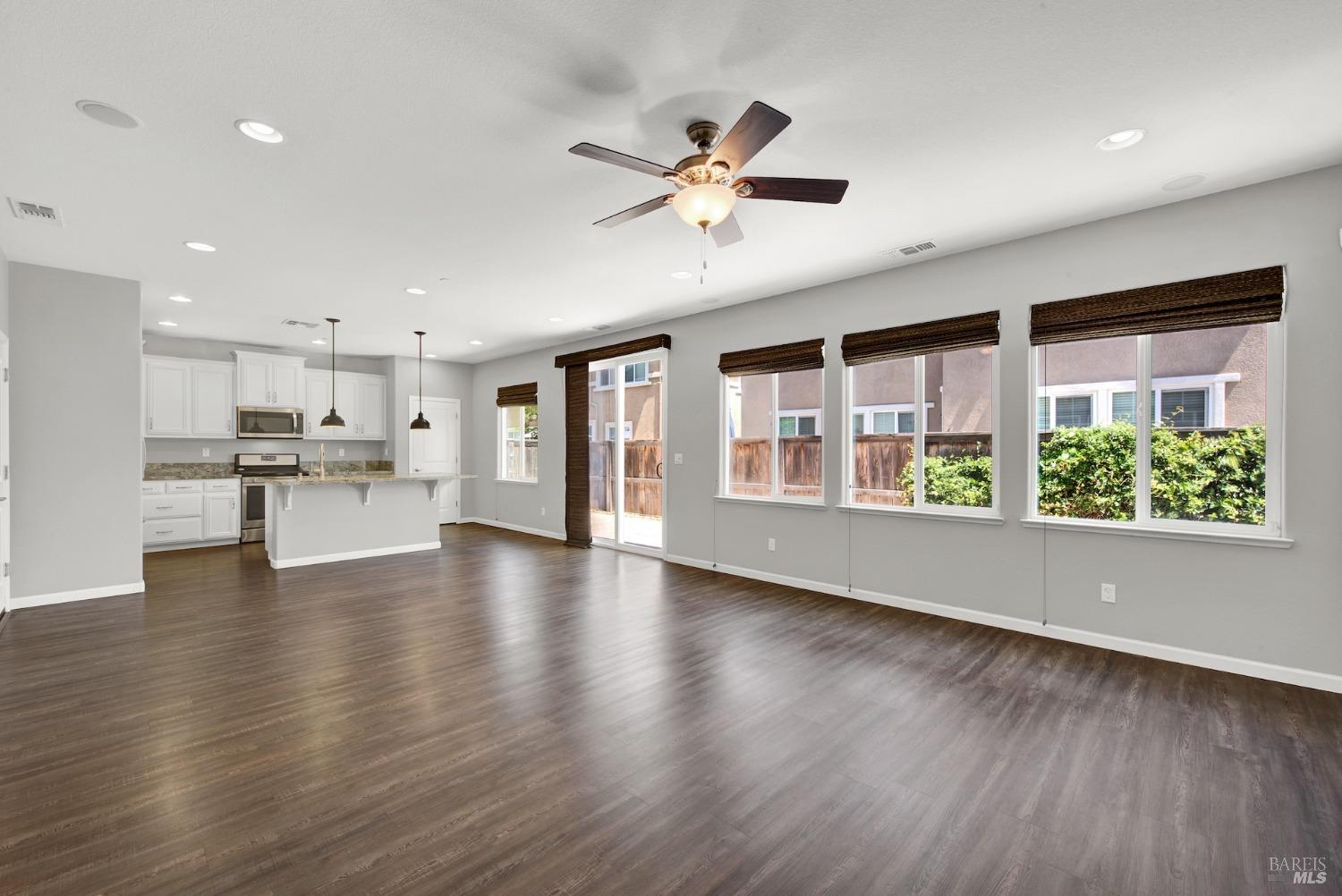 Detail Gallery Image 9 of 64 For 1265 Cornell Ct, Dixon,  CA 95620 - 3 Beds | 2/1 Baths