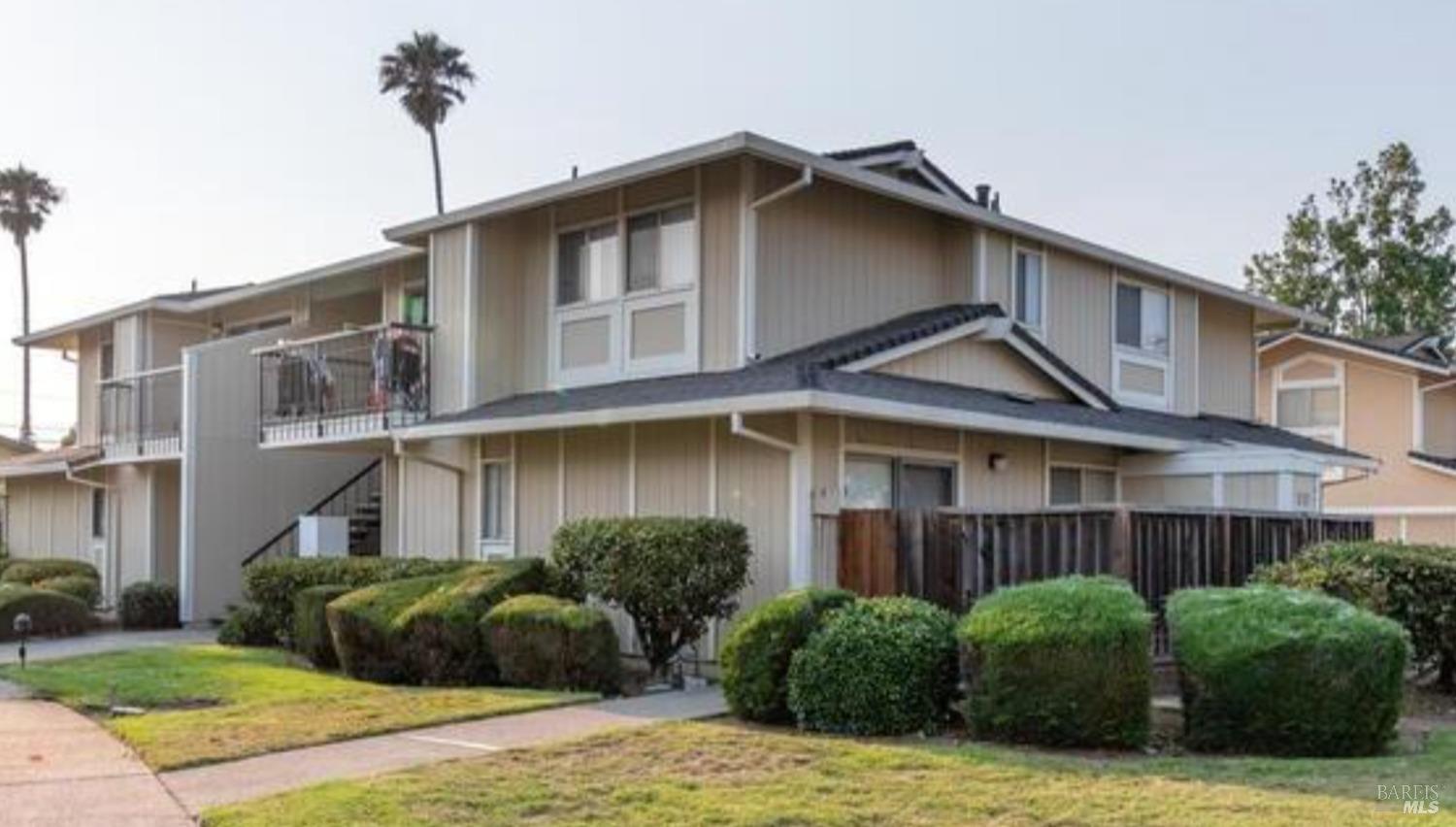 Detail Gallery Image 1 of 1 For 14375 Doolittle Dr, San Leandro,  CA 94577 - 2 Beds | 2 Baths