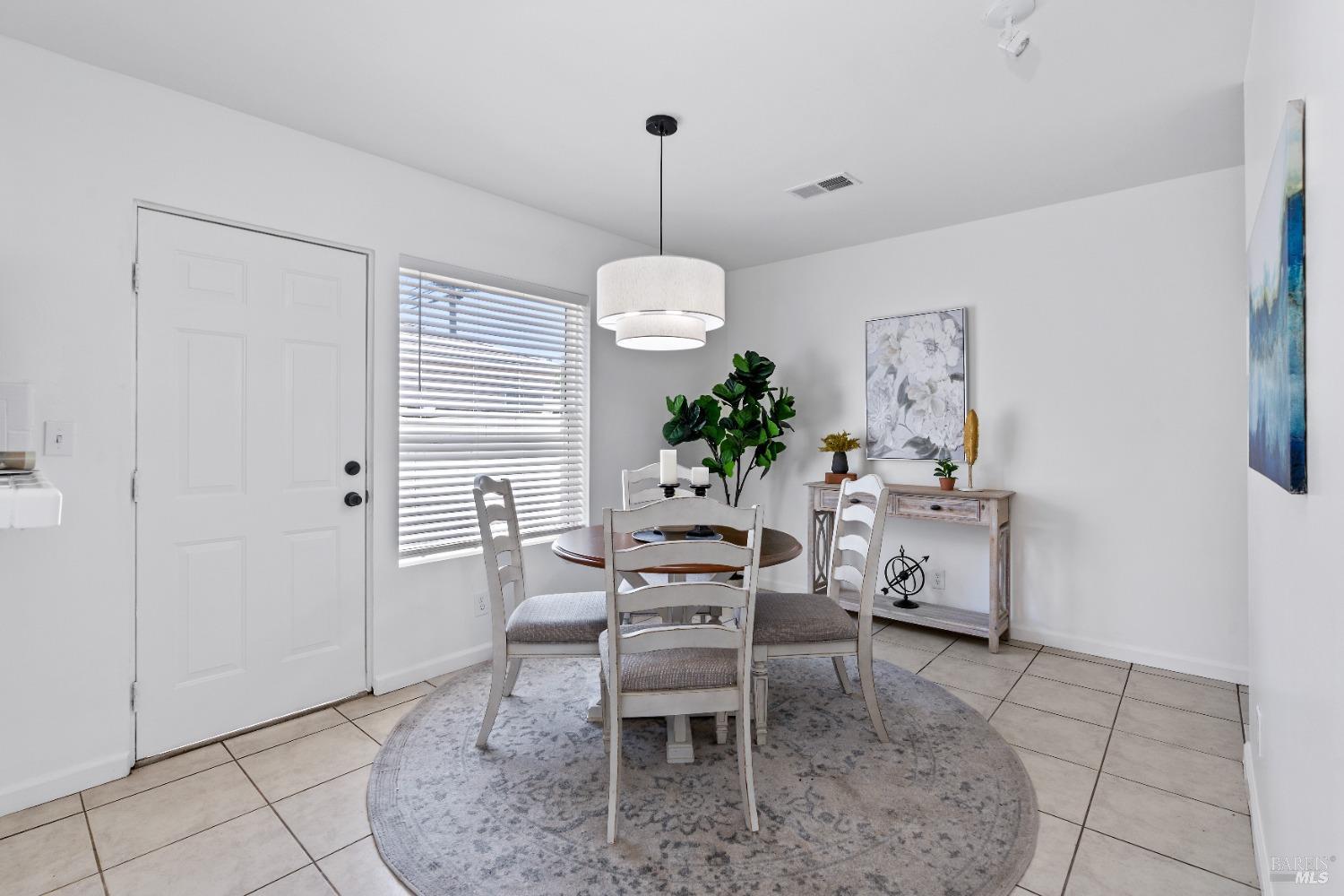 Detail Gallery Image 15 of 45 For 2208 Sacramento St, Vallejo,  CA 94590 - 4 Beds | 2 Baths