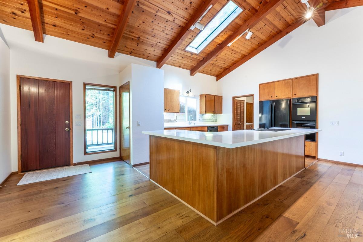 Detail Gallery Image 6 of 37 For 12141 Pinewood Rd, Mendocino,  CA 95460 - 3 Beds | 2 Baths