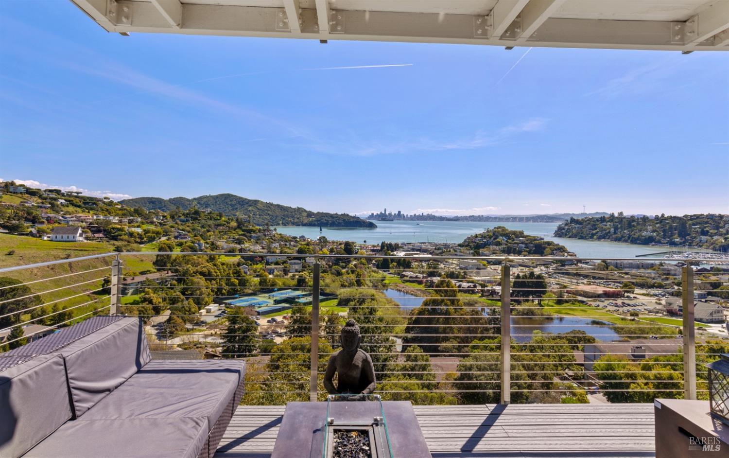 Detail Gallery Image 24 of 33 For Address Is Not Disclosed,  Tiburon,  CA 94920 - 2 Beds | 2 Baths