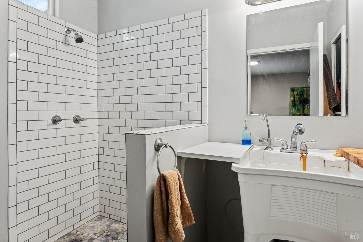 Detail Gallery Image 30 of 35 For 555 Hazel Ave, Ukiah,  CA 95482 - 4 Beds | 3 Baths