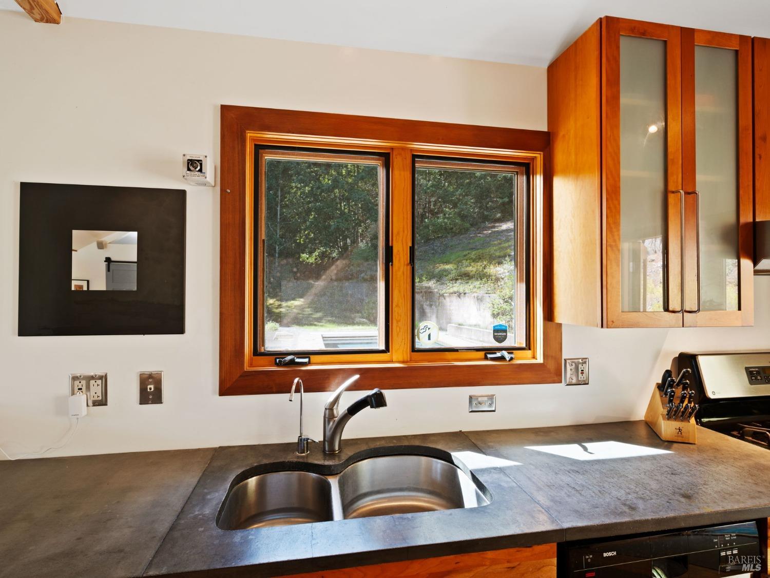 Detail Gallery Image 11 of 42 For Address Is Not Disclosed, Boonville,  CA 95415 - 2 Beds | 1/1 Baths