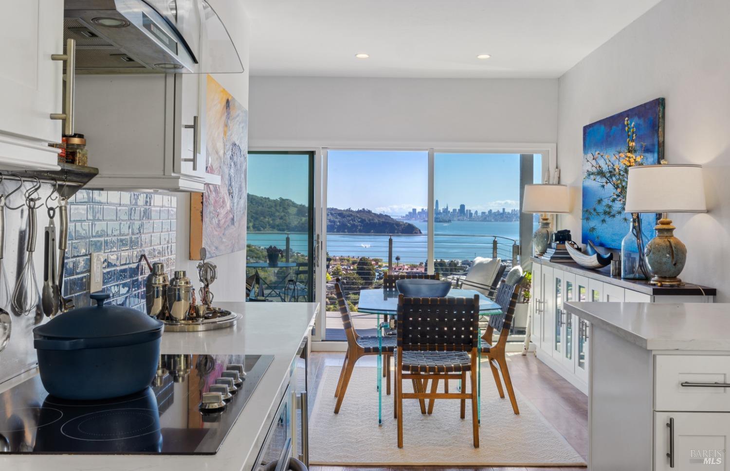 Detail Gallery Image 10 of 33 For Address Is Not Disclosed,  Tiburon,  CA 94920 - 2 Beds | 2 Baths