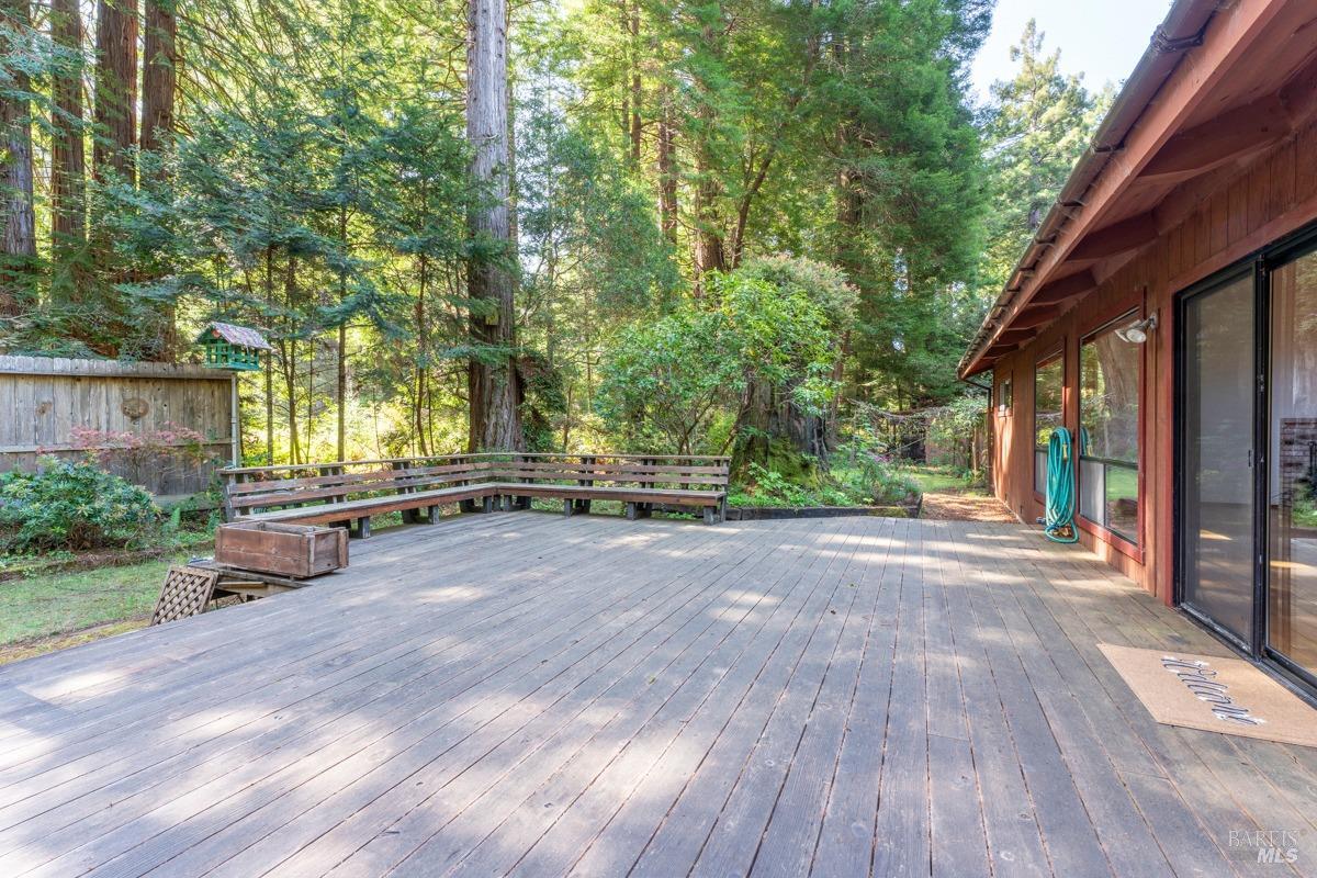 Detail Gallery Image 8 of 37 For 12141 Pinewood Rd, Mendocino,  CA 95460 - 3 Beds | 2 Baths